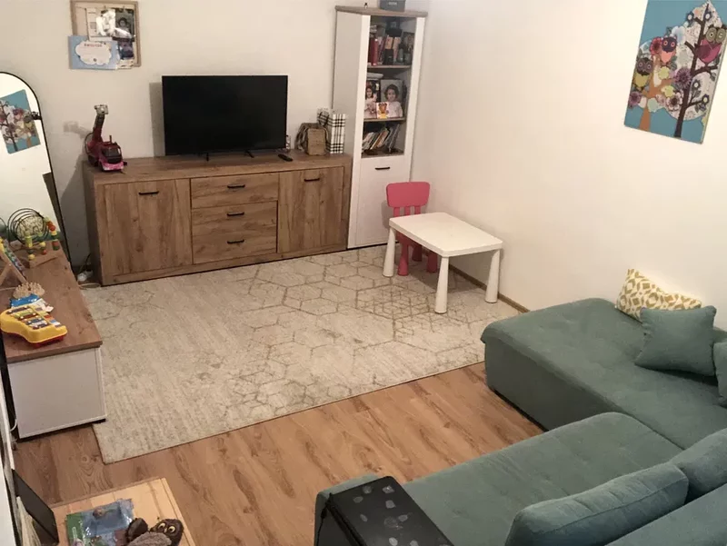 Lacul Tei, Teiul Doamnei, aproape Parc, Tei, Facultataea de Constructii